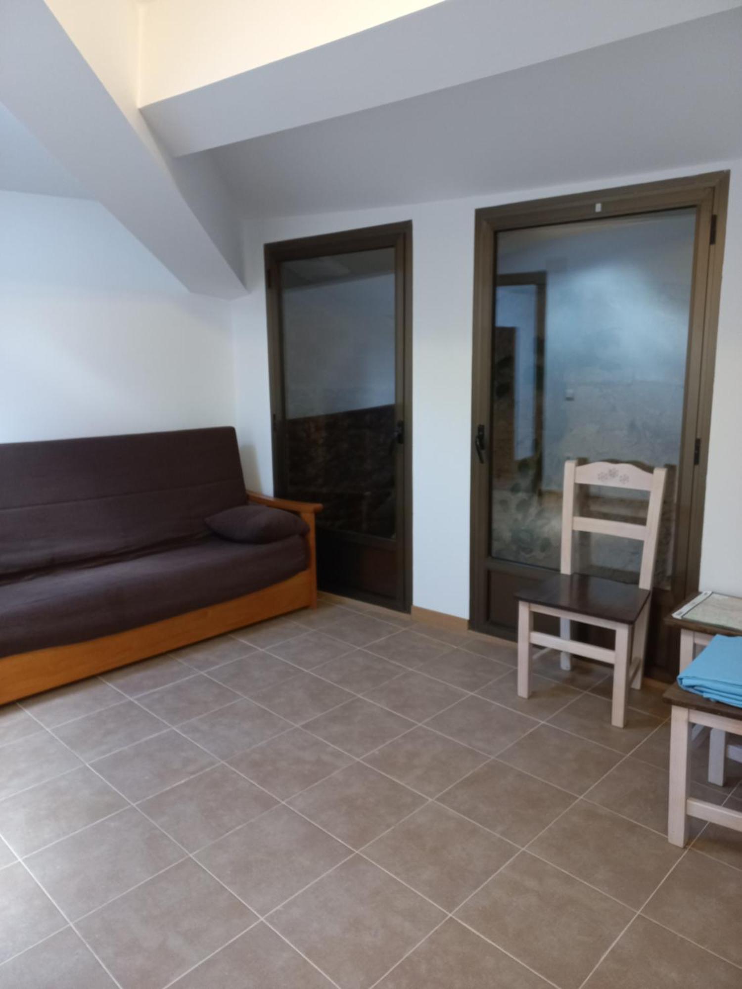Appartement Casa Binuales à Pedruel Extérieur photo
