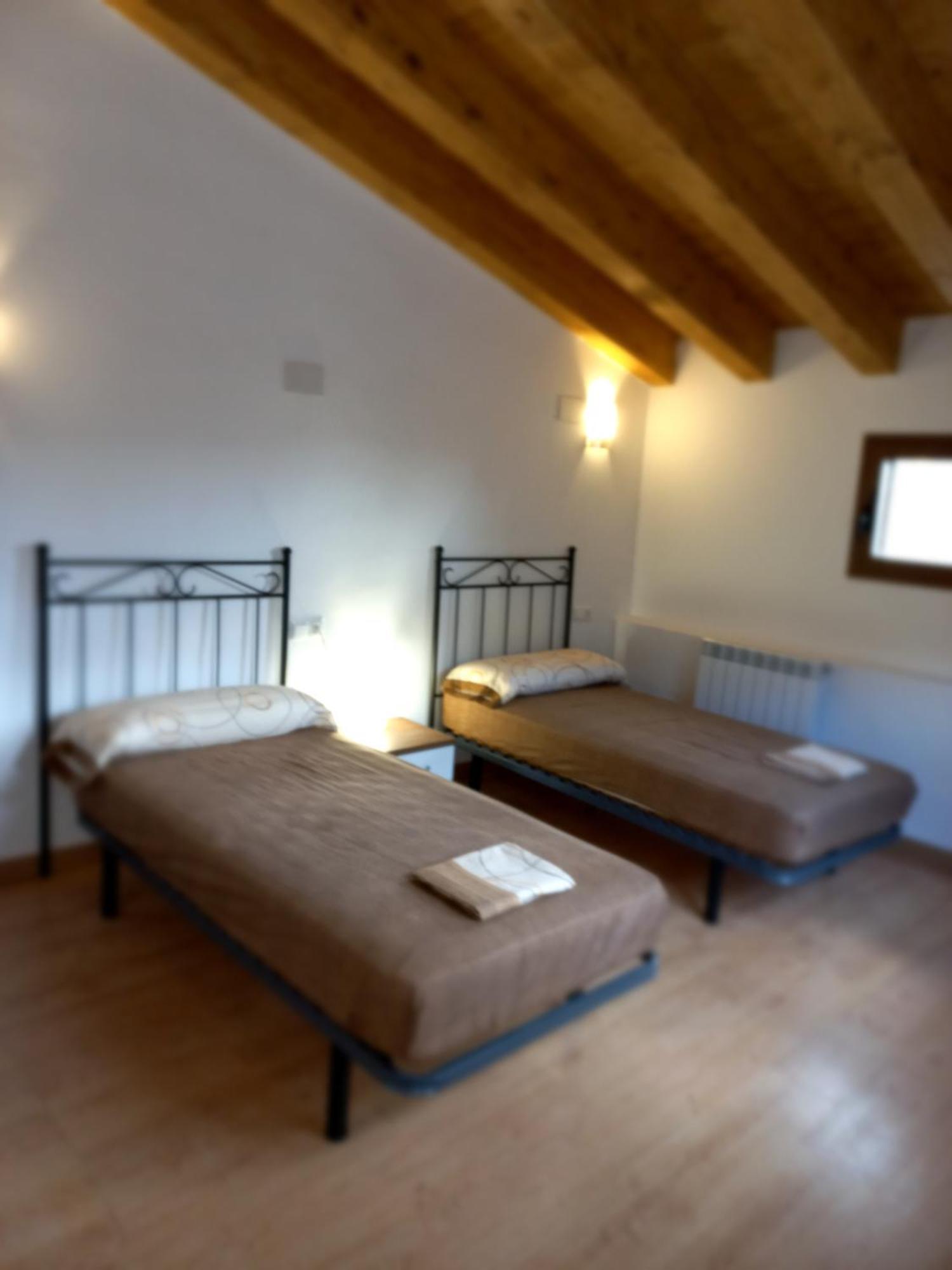 Appartement Casa Binuales à Pedruel Extérieur photo
